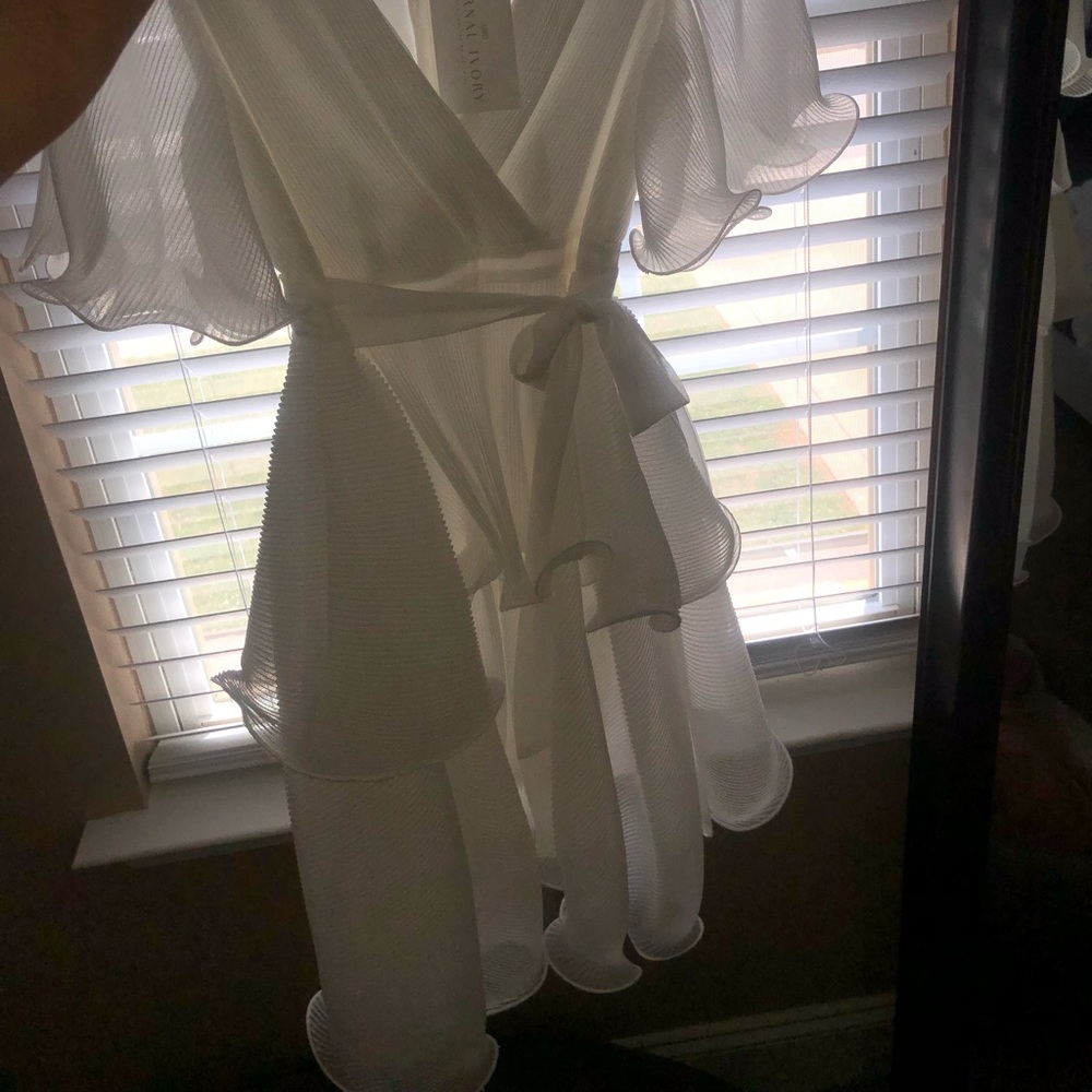 NWT white ruffle dress - Picture 6 of 11